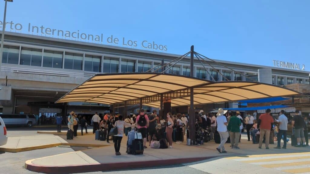 Why Cabo San Lucas Airport Shuttle Service is the Best Way to Start Your Getaway